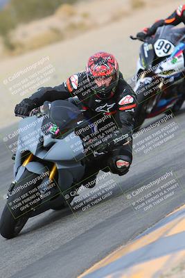 media/Jan-19-2024-Apex Assassins-CVMA Friday (Fri) [[74e94f2102]]/Trackday 1/Session 4 (Turn 6 Inside)/